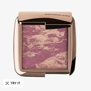 Gently Used Hourglass Ambient Strobe Lighting Blush in Euphoric Fusion